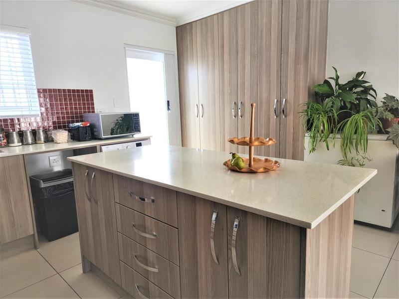 2 Bedroom Property for Sale in Grassy Park Western Cape